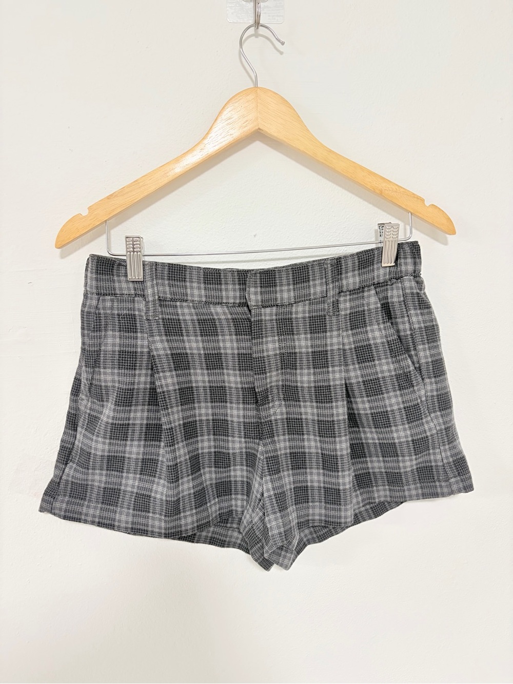 American Eagle Gray Plaid Women's Y2K Shorts XS / 2